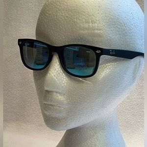 RAY-BAN New Wayfarer Kids RB9052S Black Frame with Blue Reflective Lenses - EUC